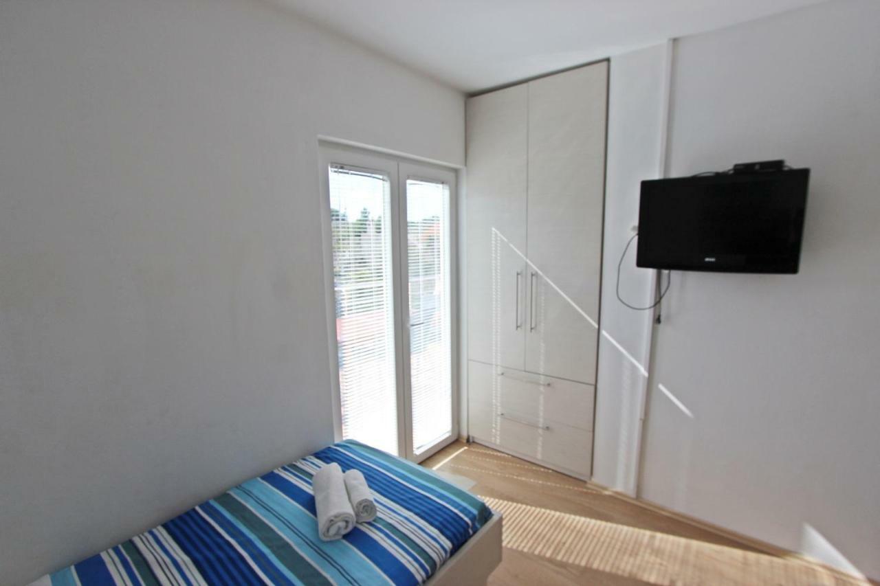Apartments Josip Murter Extérieur photo