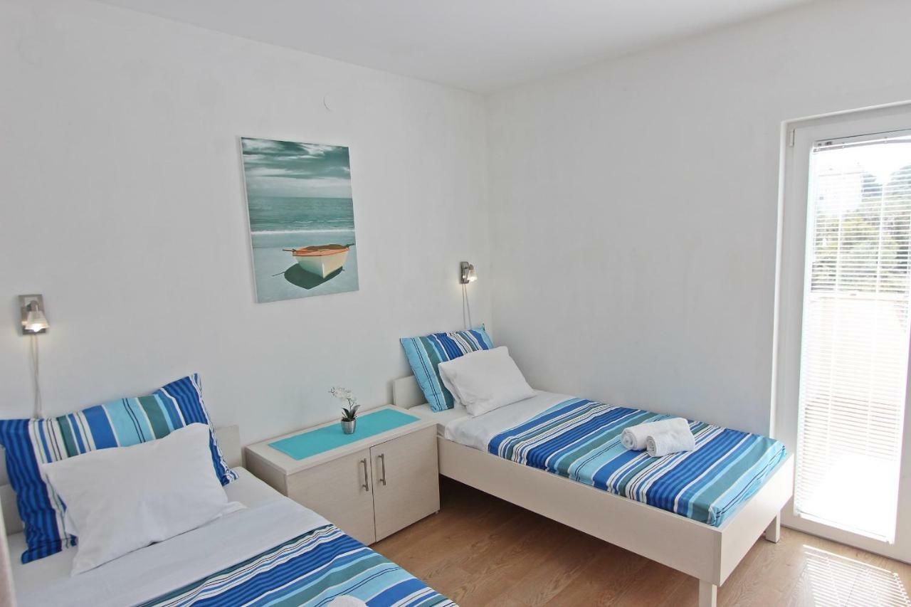 Apartments Josip Murter Extérieur photo