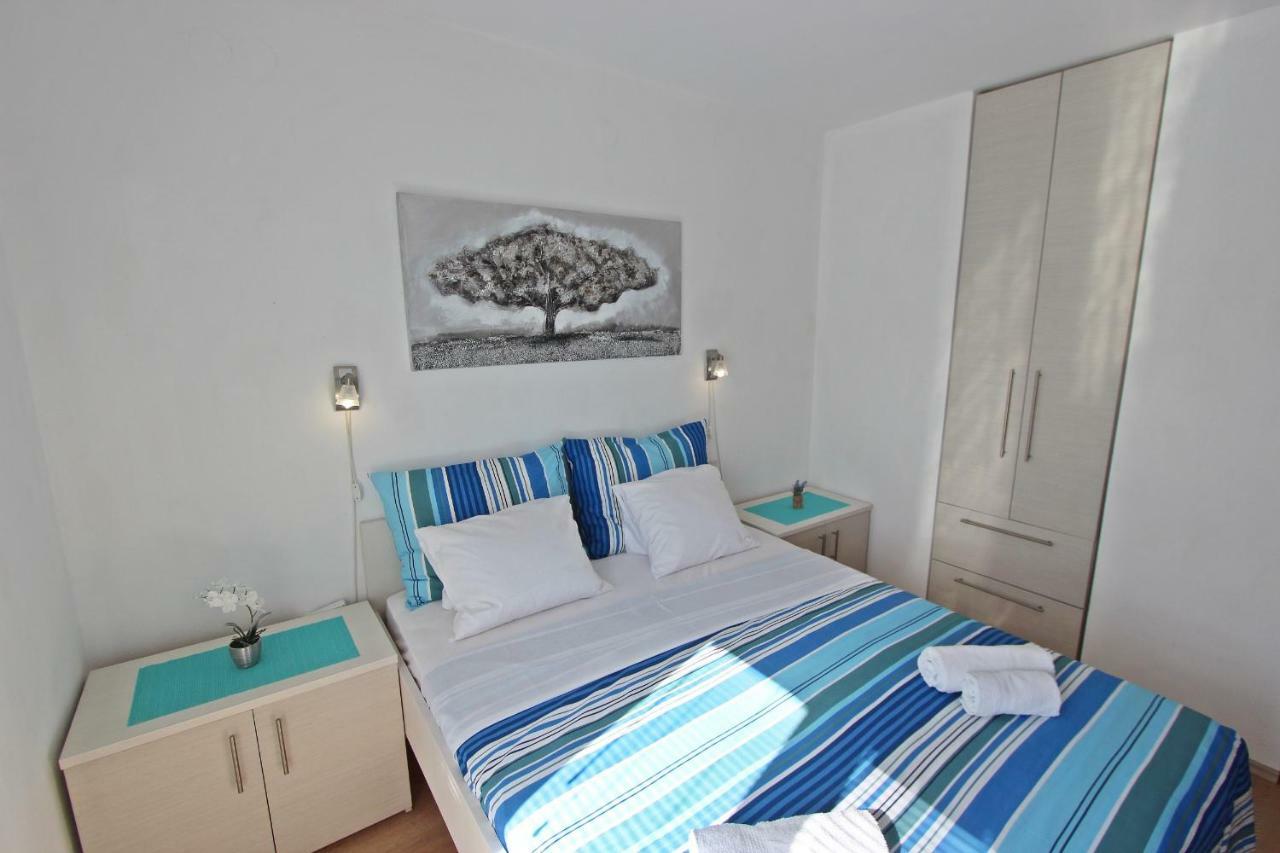 Apartments Josip Murter Extérieur photo